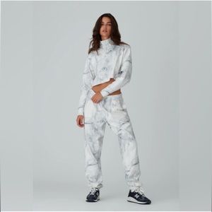 Kith Women Marble Print Cropped Half-Zip Pullover & Joggers Set – Size L –